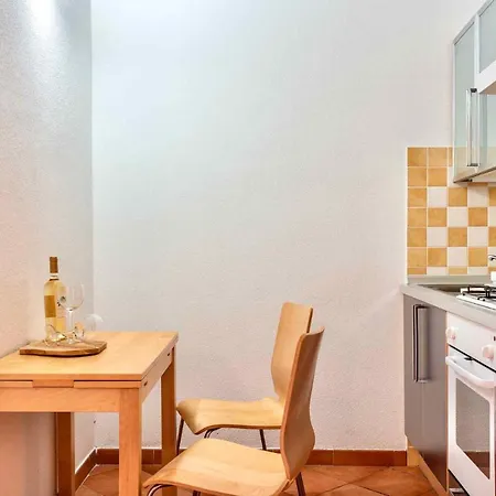 In 43453 Apartment *